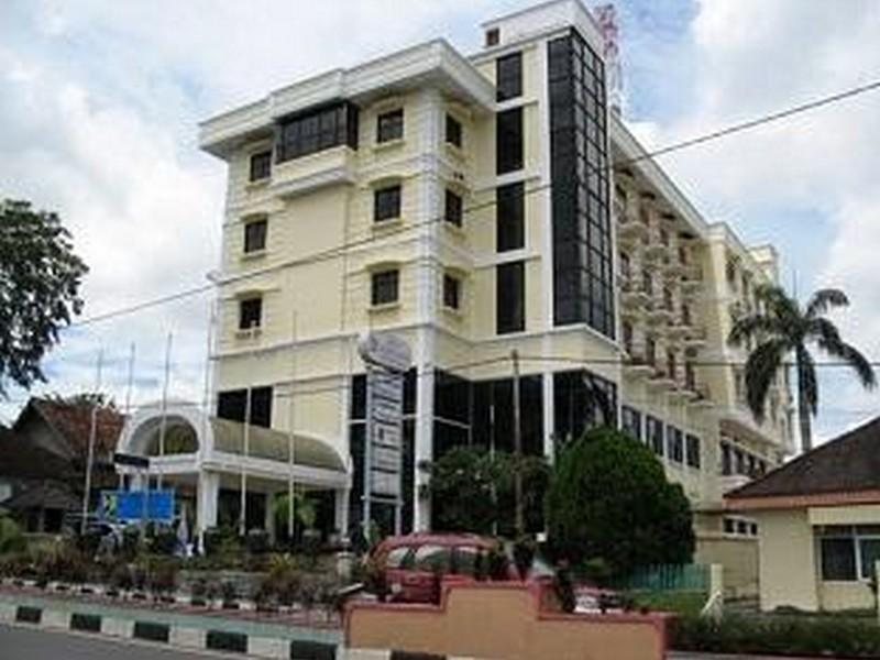 Hotel Bumi Asih Padangsidimpuan Batubelubang 외부 사진